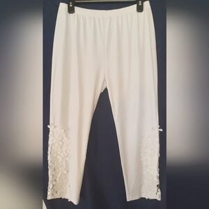 Women's Capri Leggings with Floral Lace, White, small